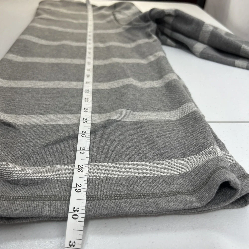 Banana Republic Men's Gray Striped Long Sleeve Pullover Knit Soft Shirt Size XL